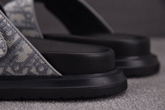 DIOR SANDAL 04