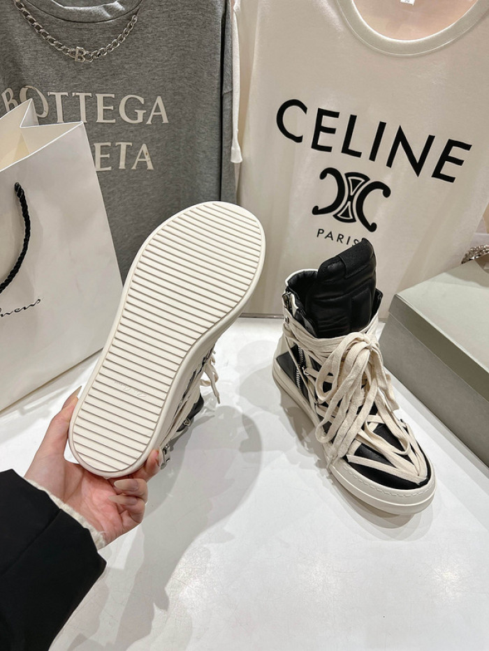 Rick Owen R000072