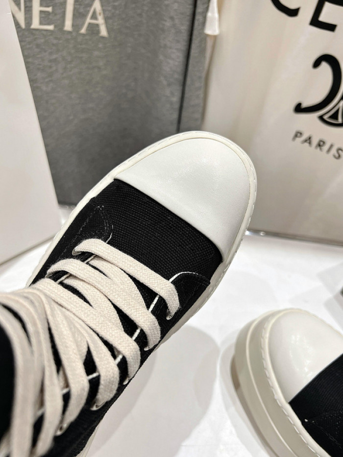 Rick Owen R000075