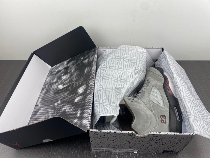 a ma maniére x air jordan 5 “light bone-fd1330-006