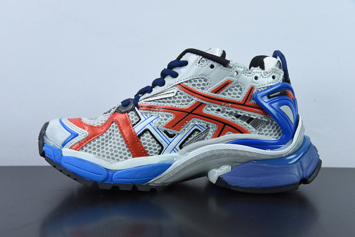 sneaker runner 16