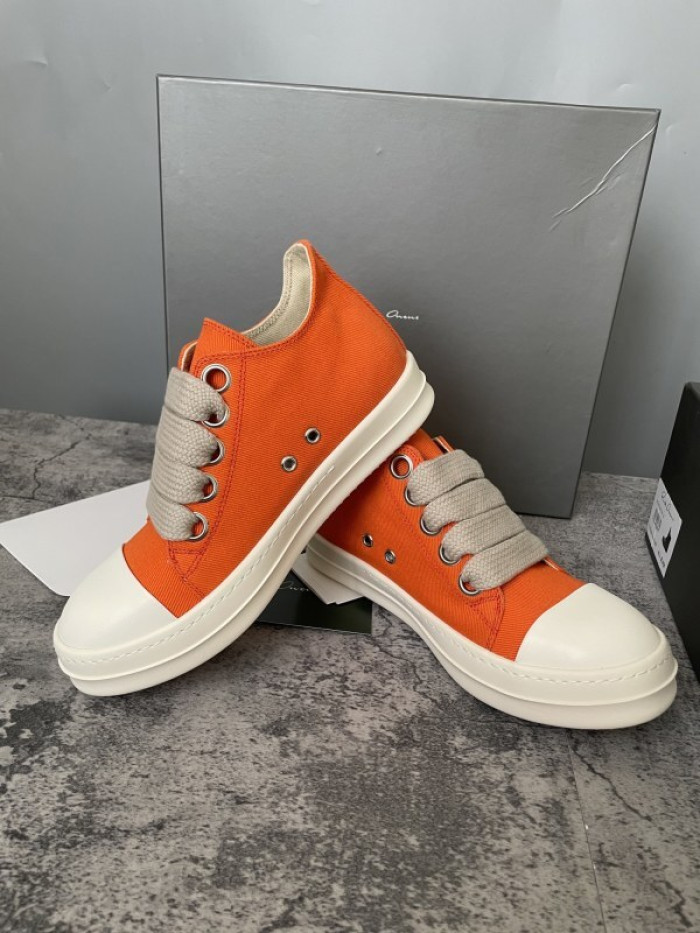 Rick Owen R0000110