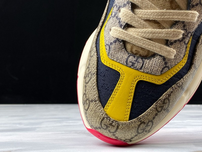 g**i rhyton vintage trainer sneaker 576965 drw00 9522