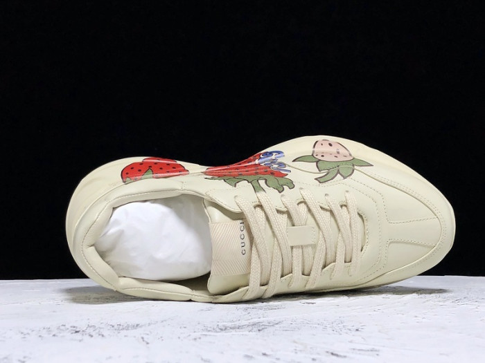 g**i rhyton vintage trainer sneaker 576963 drw00 9522