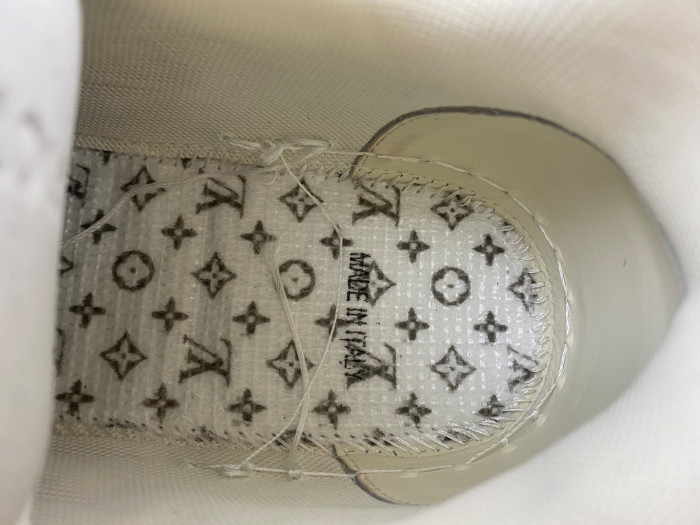 lv snekaers 101