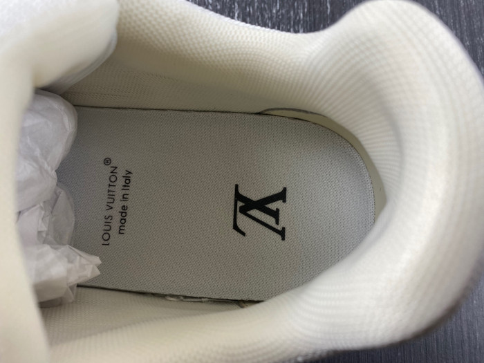 lv snekaers 101