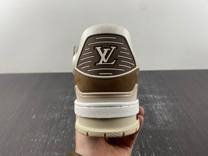 lv snekaers 101