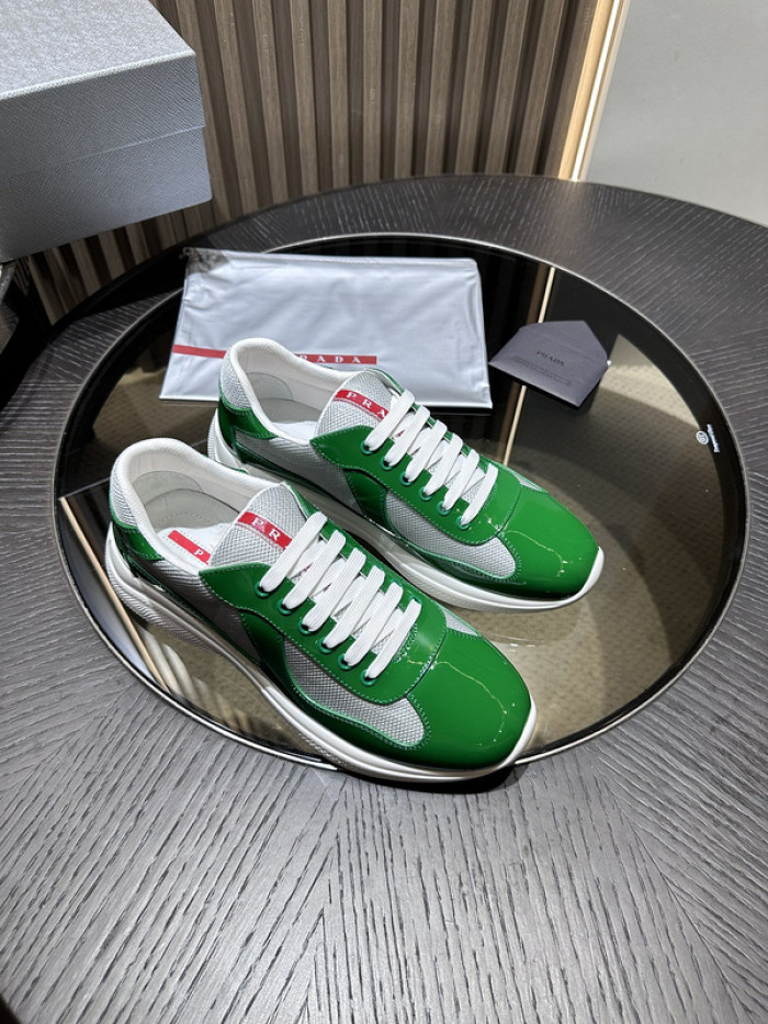 Prada 030