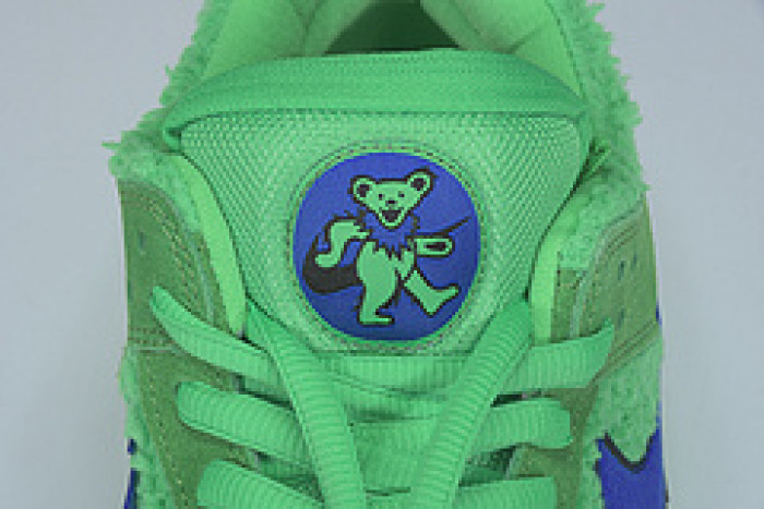 grateful dead x nike sb dunk low“ green bear” cj5378-300