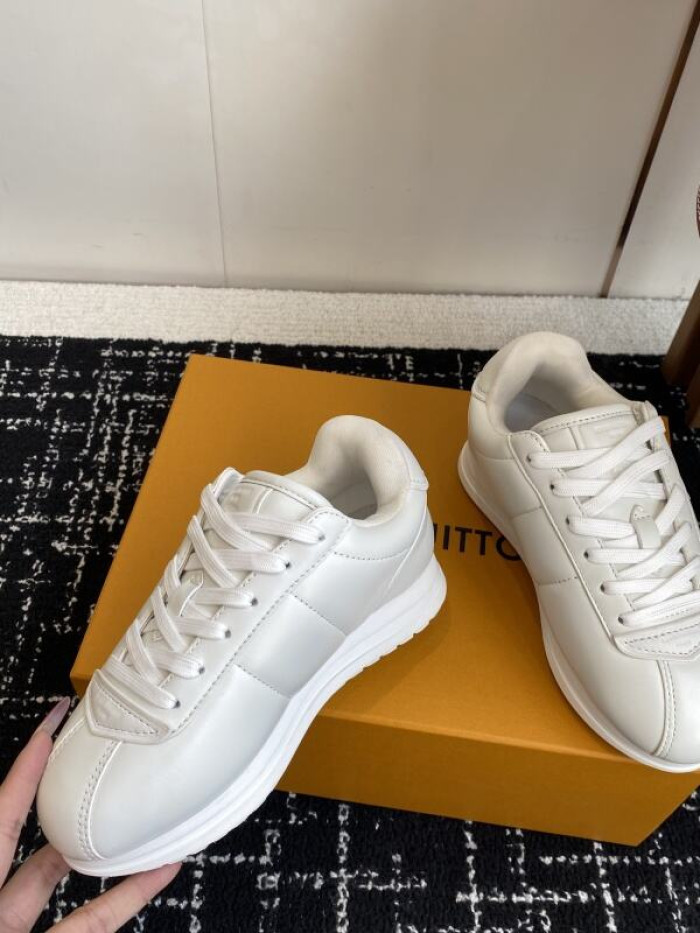 LV snekaers 218