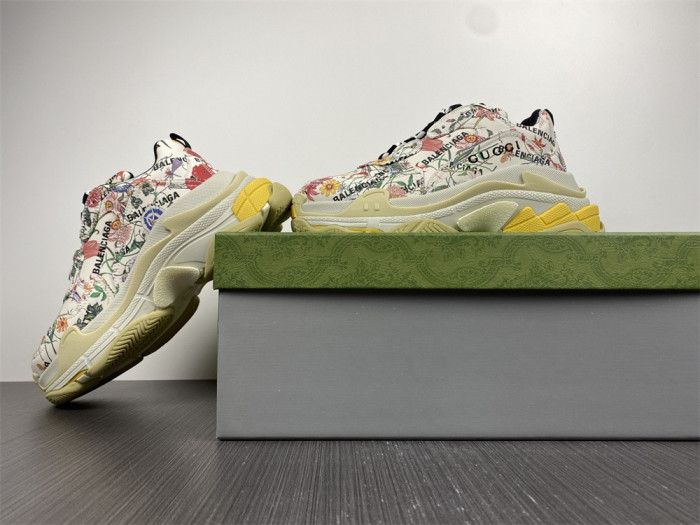 sneaker -202207136