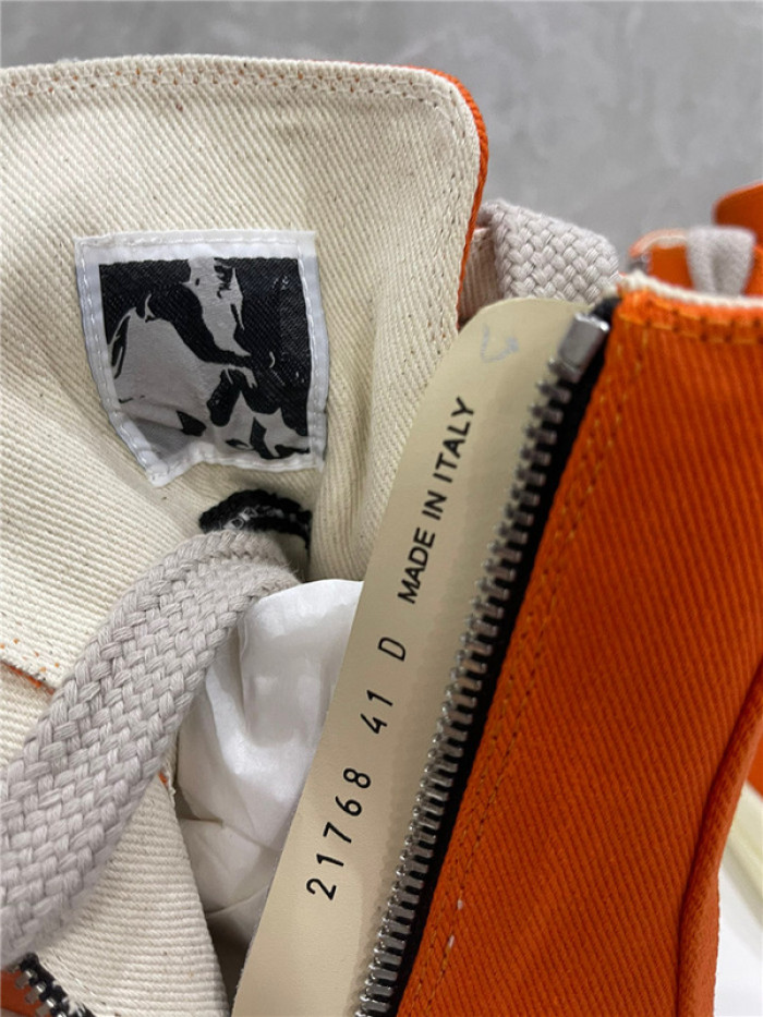 Rick Owen R000066
