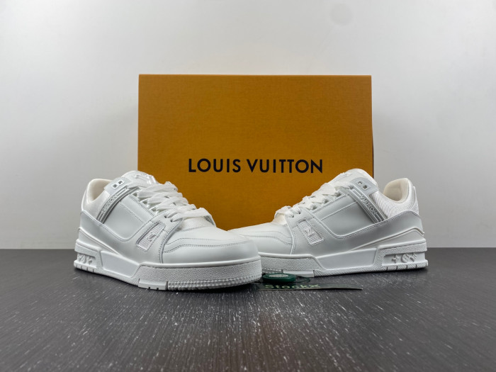 lv snekaers 87