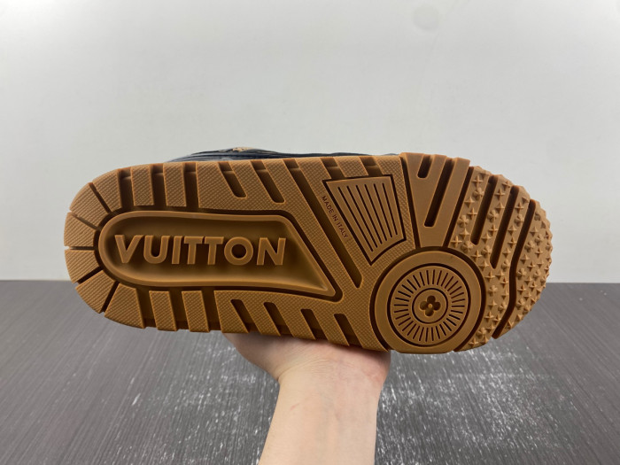 lv snekaers 96