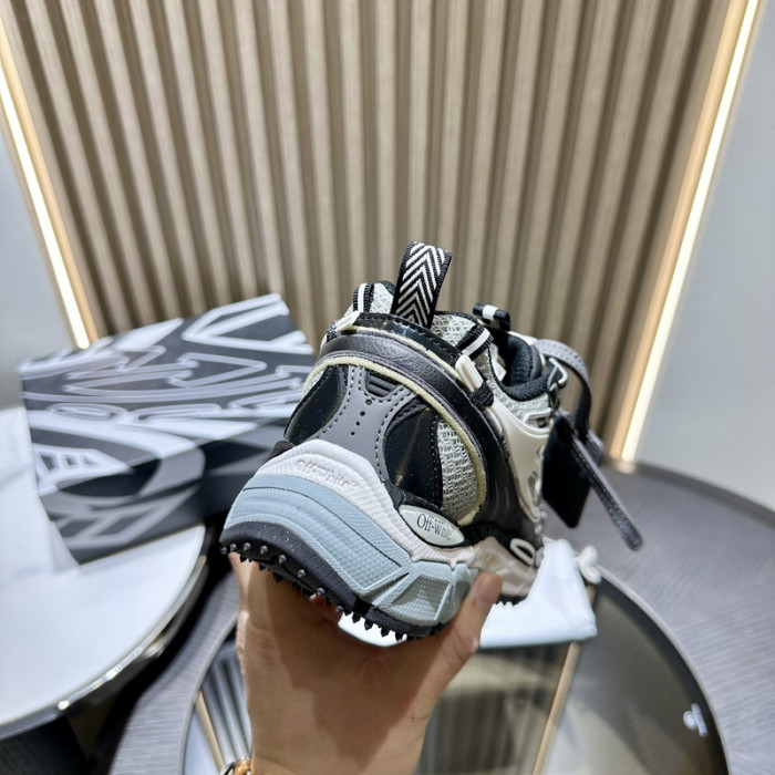 OFF-WHITE OW-49