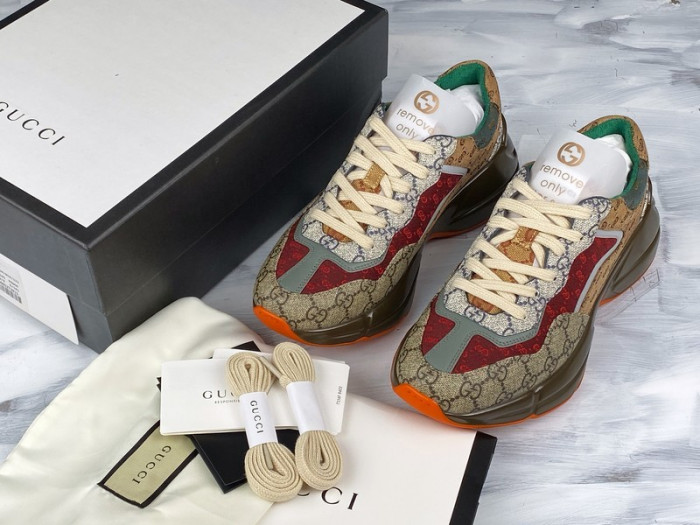 g**i rhyton vintage trainer sneaker 576969 drw00 9522