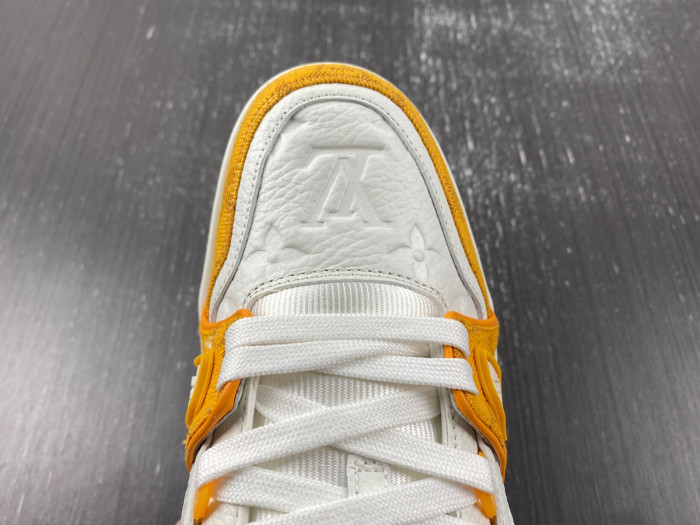 lv snekaers 85