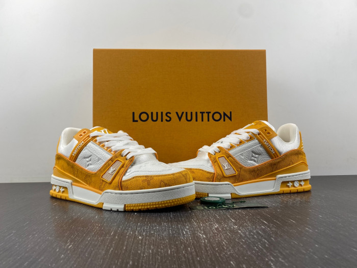 lv snekaers 85