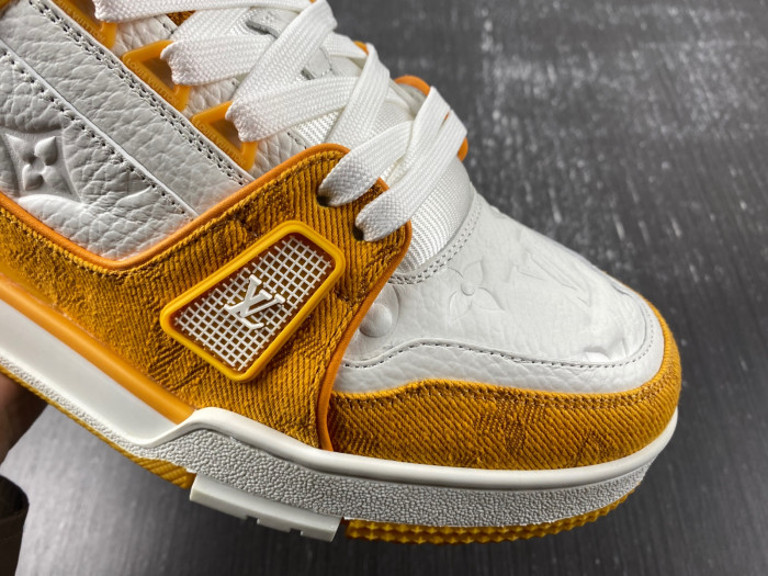 lv snekaers 85
