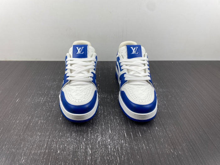 lv snekaers 102