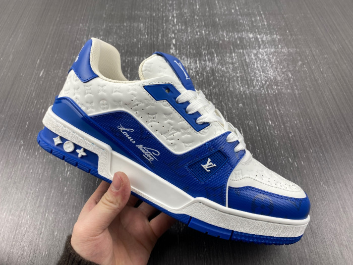 lv snekaers 102
