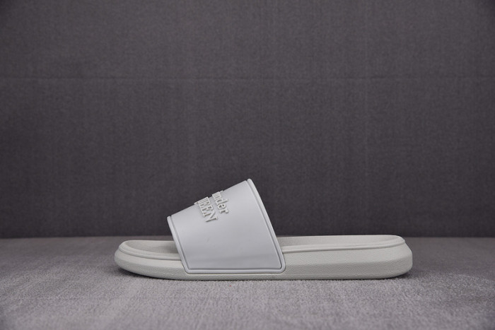 mcq sandal 06