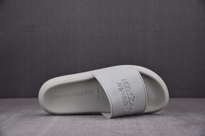 mcq sandal 06