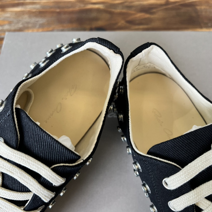 Rick Owen R000054