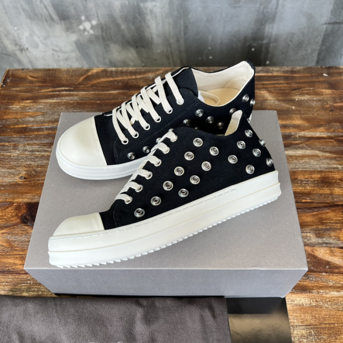 Rick Owen R000054