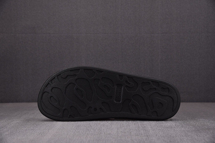 mcq sandal 03