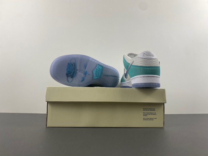 nike sb dunk low april skateboards-fd2562-400