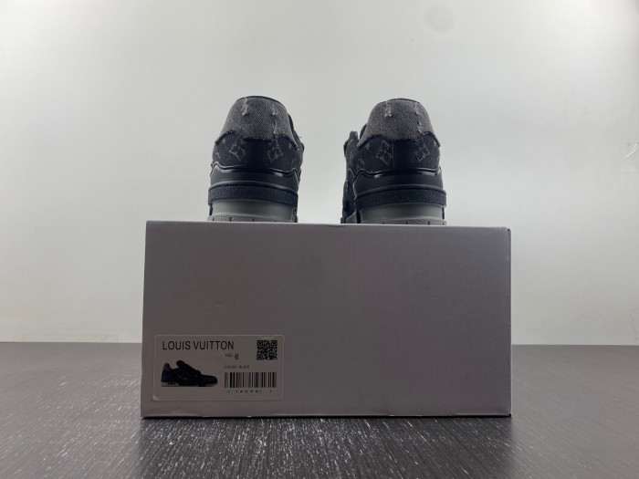 lv snekaers 108