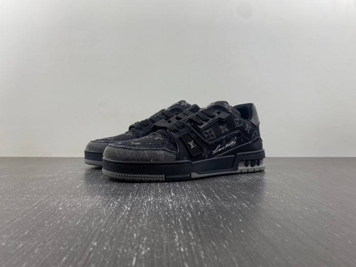lv snekaers 108