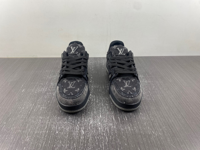 lv snekaers 108