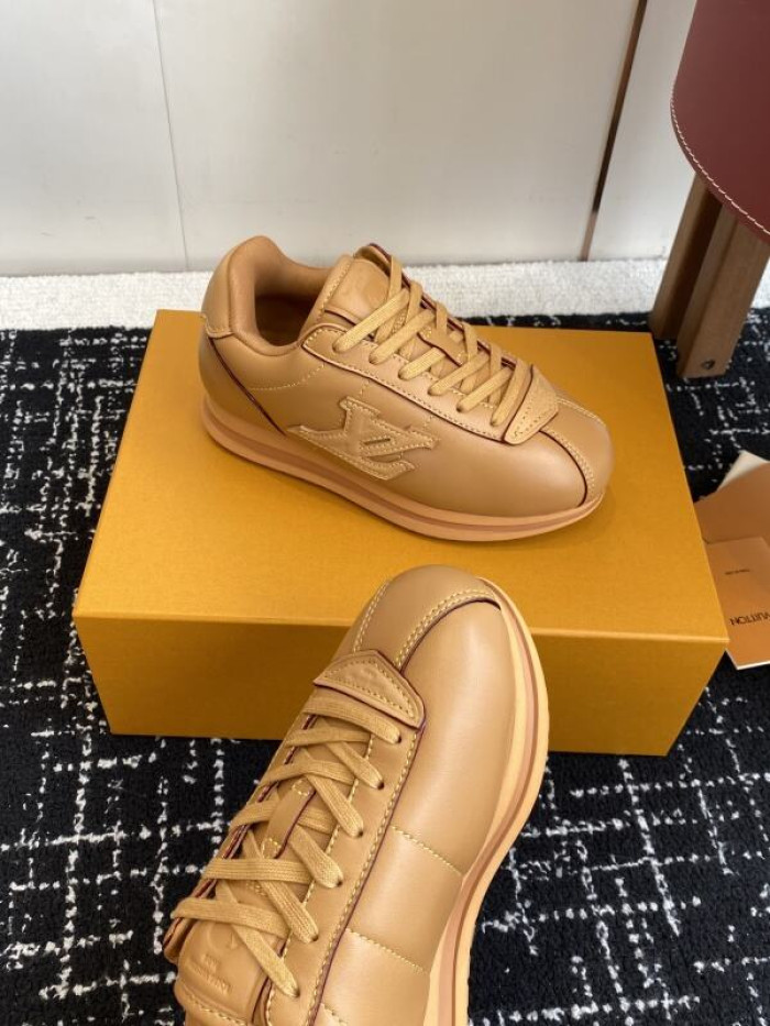 LV snekaers 217