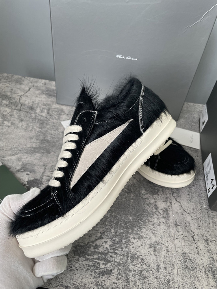 Rick Owen R000076
