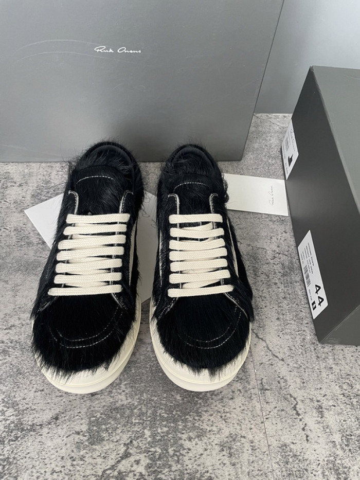 Rick Owen R000076