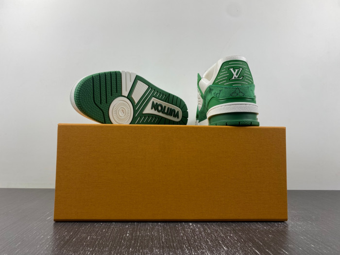 lv snekaers 86