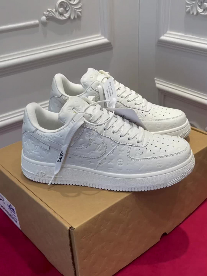 l&v snekaers 55