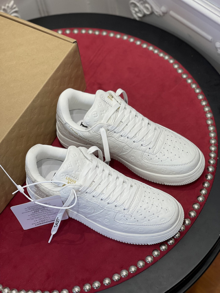 l&v snekaers 55