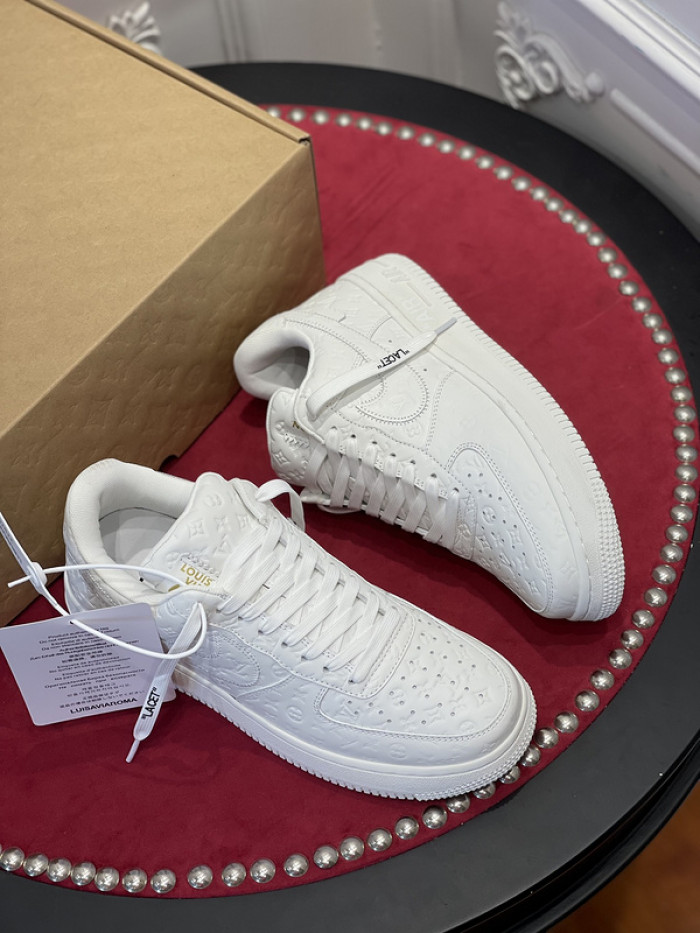 l&v snekaers 55